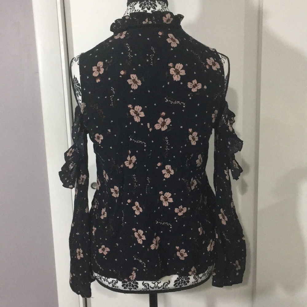 Long-Sleeve Ruffle Cold-Shoulder Top - Picture 2 of 5